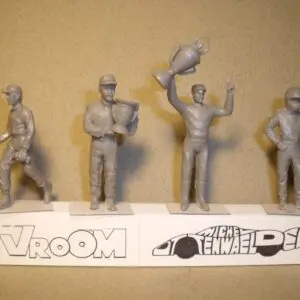 4 FIGURINES 1/43 SET 144 DRIVERS PILOTES WINNERS VROOM FOR SPARK BIZARRE