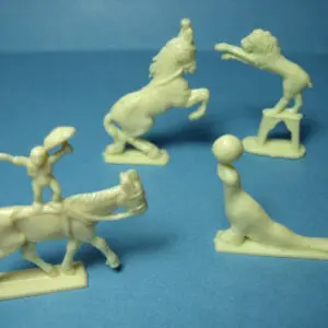 4 FIGURINES 1/43 SET 221 CIRQUE PINDER LE NUMERO VROOM FIGURE