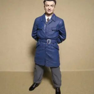 FIGURINE 1/18 ENZO FERRARI YOUNG WITH SUIT VROOM NOT PEINT CMC MINICHAMPS