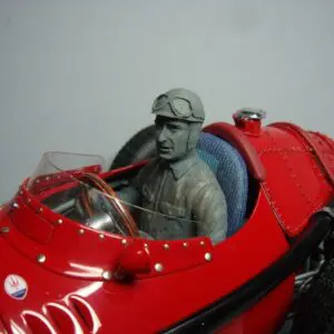 FIGURINE 1/18 FANGIO DRIVING MASERATI 250 F VROOM FOR CMR EXOTO CMC
