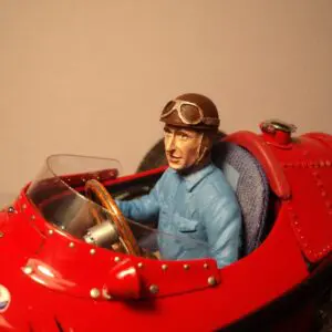 FIGURINE 1/18 FANGIO DRIVING MASERATI VROOM PEINT FOR CMC CMR GP REPLICAS