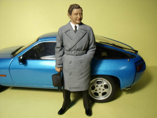 FIGURINE 1/18 FERRY PORSCHE VROOM NON PEINT FOR AUTOART MINICHAMPS CMC