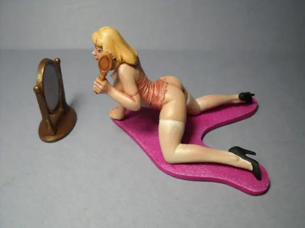 FIGURINE 1/18 GIRL CHRISTINE VROOM NOT PEINT FOR MINICHAMPS AUTOART CMR