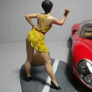FIGURINE 1/18 GIRL PATRICIA VROOM NON PEINT FOR AUTOART MINICHAMPS 1/18