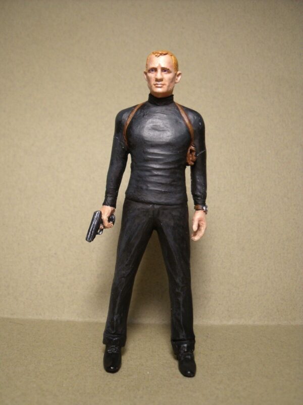 FIGURINE 1/18 JAMES BOND DANIEL CRAIG SF VROOM NOT PEINT MATTEL AUTOART