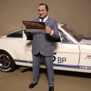FIGURINE 1/18 LEE LACOCCA FORD VROOM NOT PEINT MINICHAMPS ERTL AUTOART