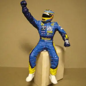 FIGURINE 1/18 PILOTE 31 ALONSO F1 SITTING VROOM NOT PEINT MINICHAMPS MATTEL