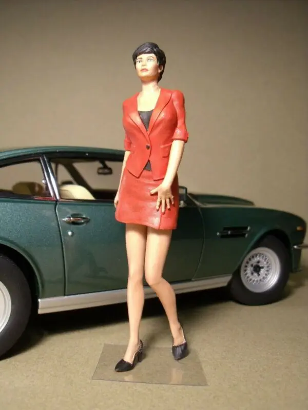 FIGURINE 1/18 ROXANNE VROOM NON PEINT POUR AUTOART MINICHAMPS 1/18