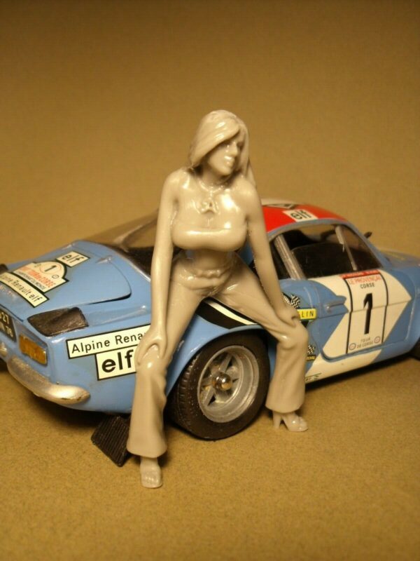 FIGURINE 1/20 LOLITA VROOM A PEINDRE FOR TAMIYA EBBRO 1/20