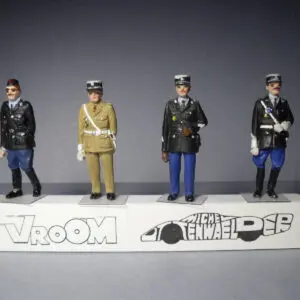 FIGURINES 1/43 SET 324 GENDARMERIE POLICE VROOM NOT PEINT FOR ELIGOR NOREV