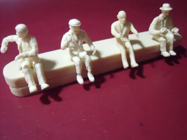 FIGURINES 1/43 SET 33 DE FUNES BELMONDO BOURVIL VROOM MINICHAMPS NOREV