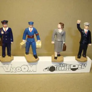 FIGURINES 1/43 SET 414 GARE MONTPARNASSE VROOM FOR TRAINS HORNBY O