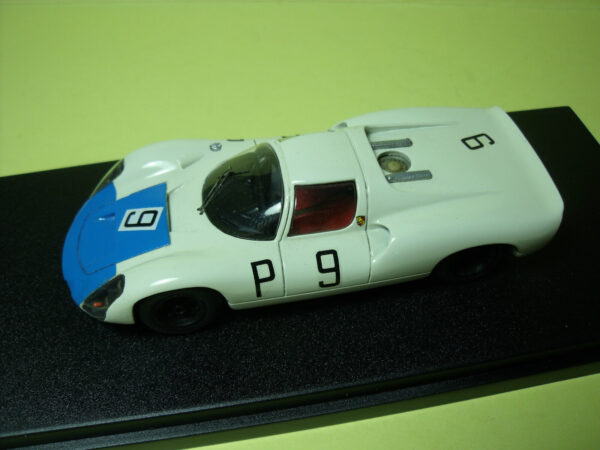 PORSCHE 910 . 8 CYL COUPE NURBURGRING 1967 VROOM UNPAINTED KIT 1/43