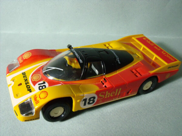 PORSCHE 962 USINE SHELL SCALEXTRIC GB SLOT NO NINCO FLY CARRERA