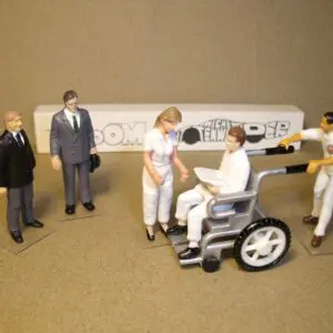 FIGURINES 1/43 SET 436 LE SEJOUR A L'HOPITAL VROOM NOT PEINT FOR NOREV